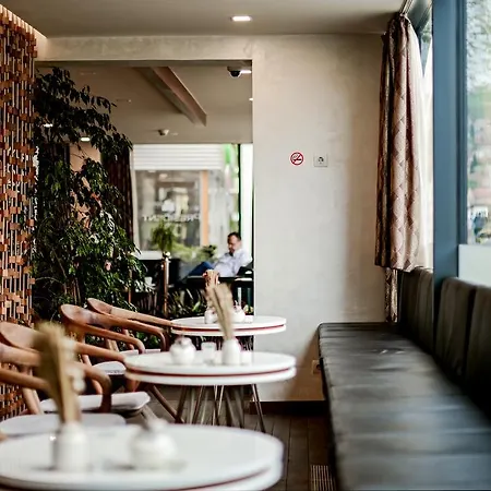 بريزيدنت فندق 4*